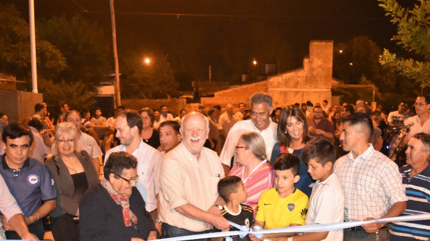 Inauguración de Adoquinado “Barrio Héroes de Malvinas”