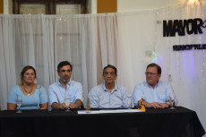 ROGRAMA MUNICIPAL PARA ADULTOS MAYORES, MAYOR CONECTIVIDAD